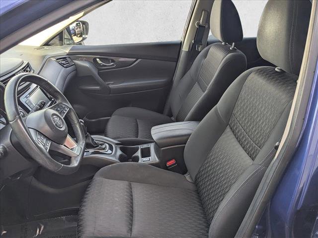 Used 2018 Nissan Rogue SV image 15