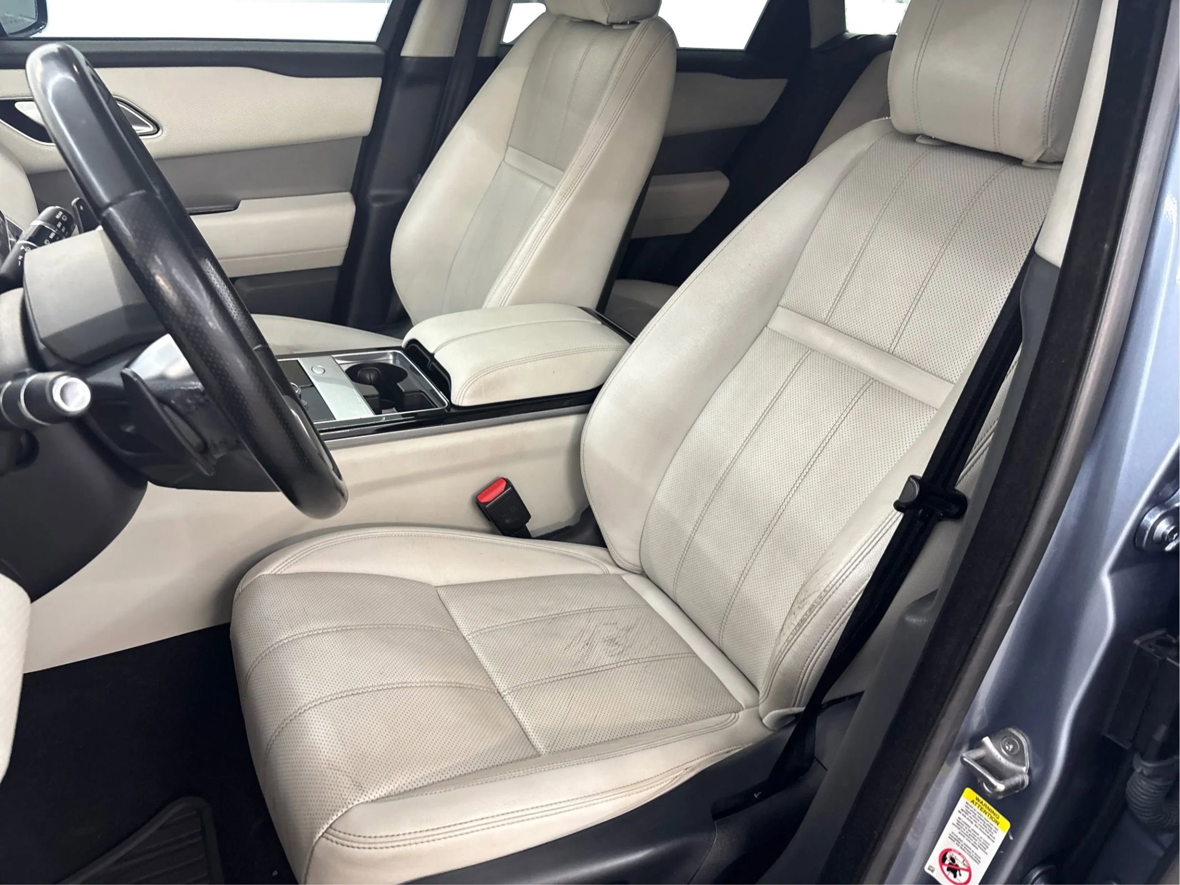 Used 2019 Land Rover Range Rover Velar S AWD/4WD image 13