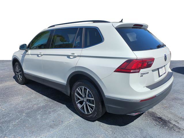 Used 2020 Volkswagen Tiguan SE image 18