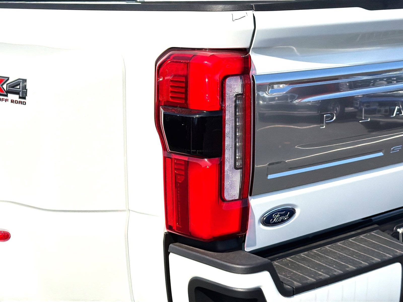 New 2026 Ford F450 Platinum w/ Platinum Plus Package image 18