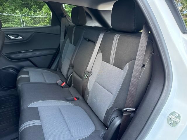 Used 2024 Chevrolet Blazer LT w/ Convenience Package FWD image 25