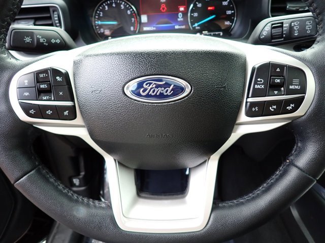 Certified 2023 Ford Explorer XLT w/ Equipment Group 202A AWD/4WD image 18