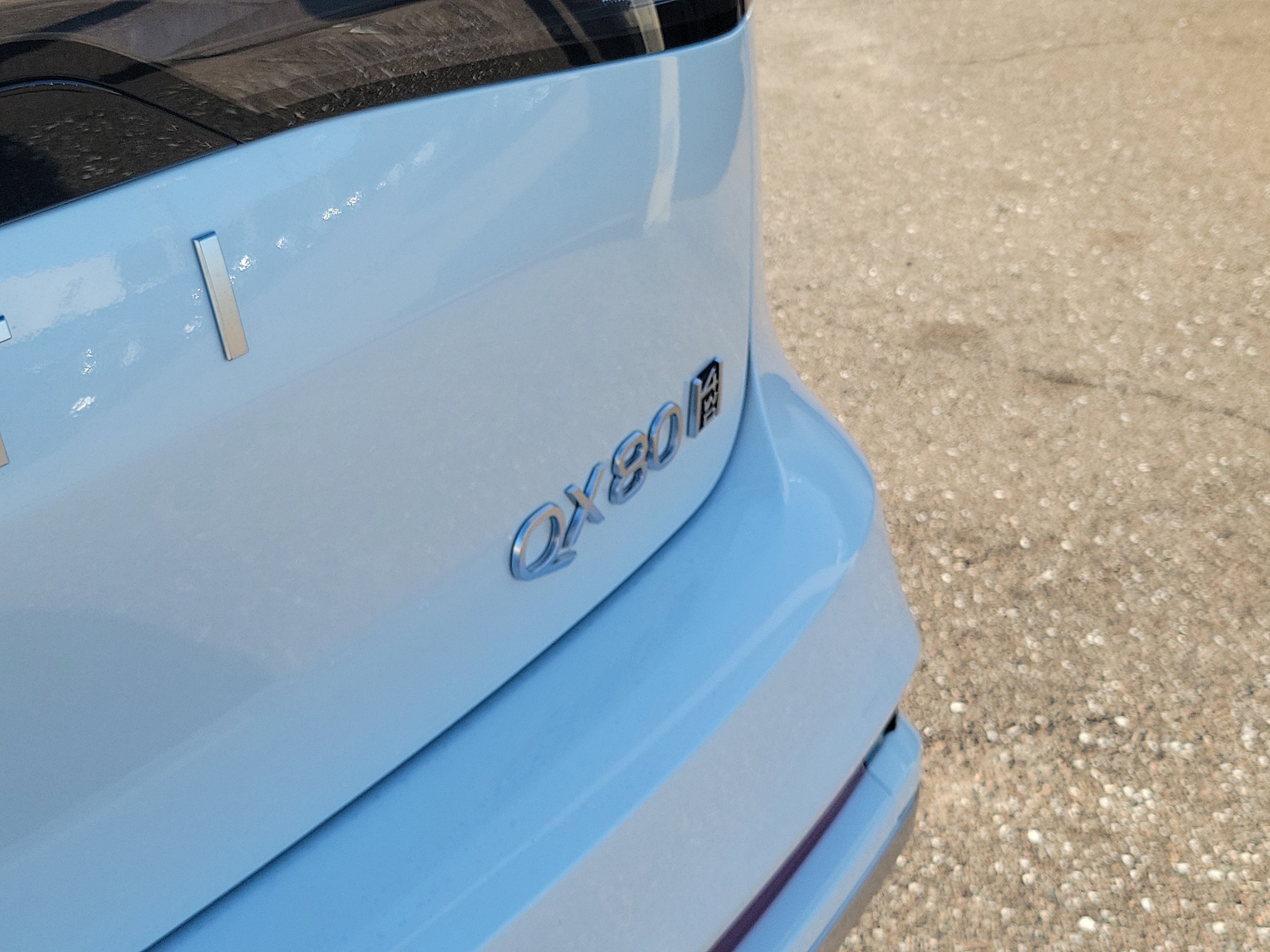 New 2026 INFINITI QX80 Luxe image 7