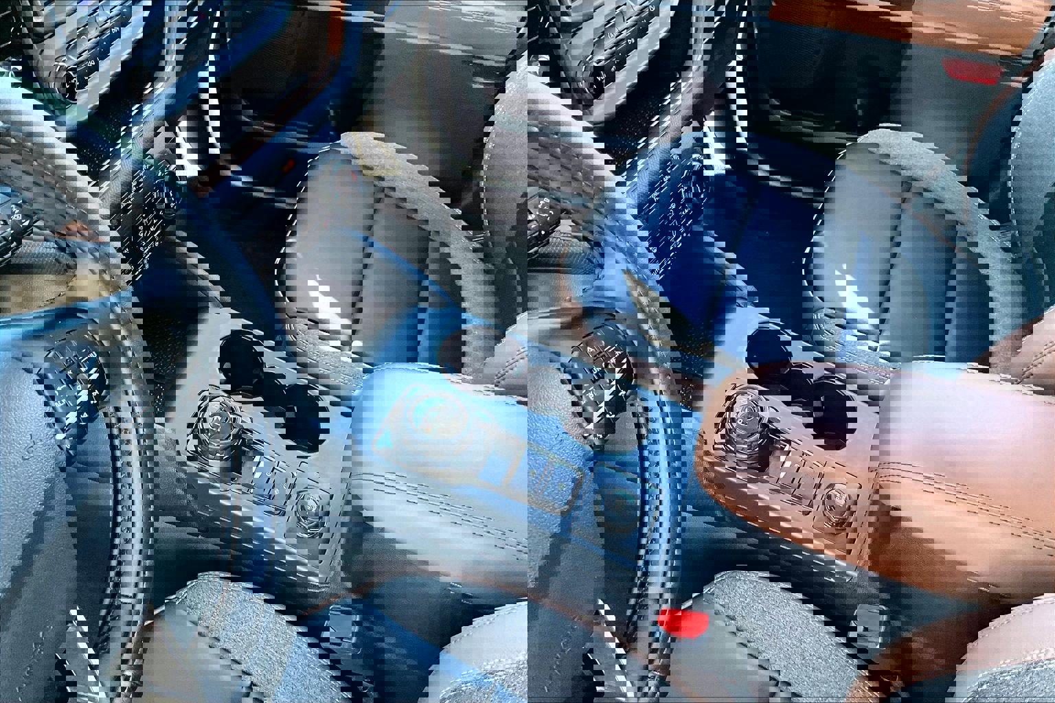 Used 2024 Ford Bronco Sport Outer Banks AWD/4WD image 18