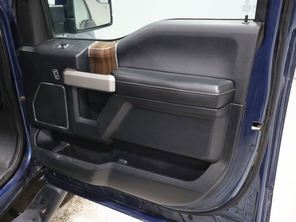 Used 2017 Ford F150 Lariat image 23