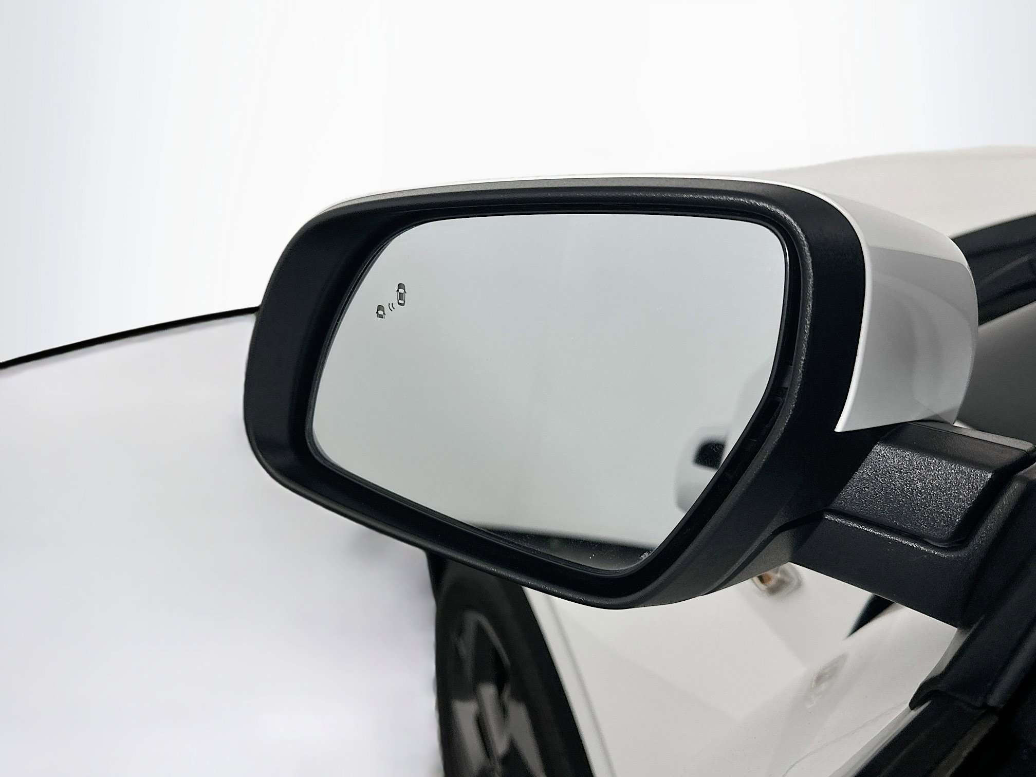 Used 2025 Hyundai Venue SEL FWD image 16