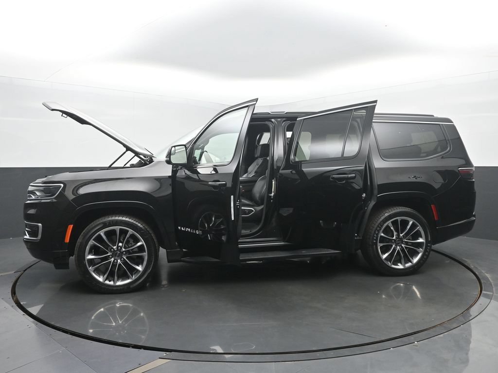 Used 2024 Jeep Wagoneer Series II w/ Premium Group I AWD/4WD image 59