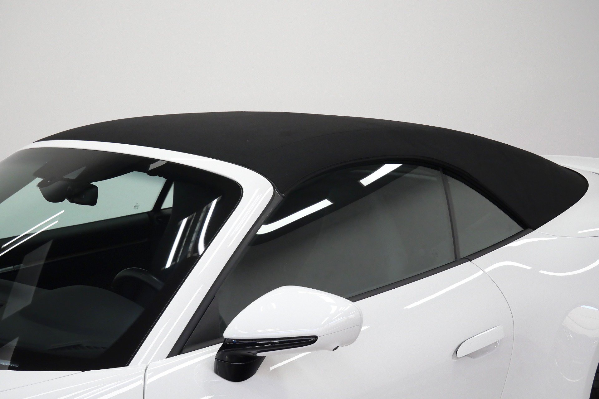 Used 2020 Porsche 911 Carrera image 40