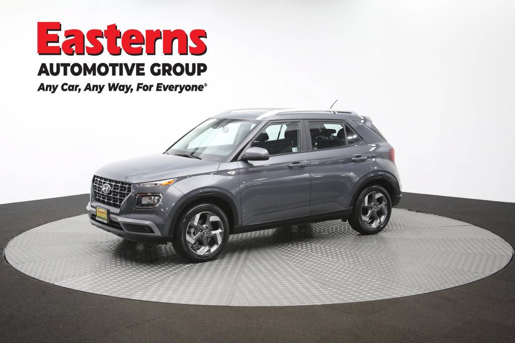 Used 2025 Hyundai Venue SEL FWD image 56