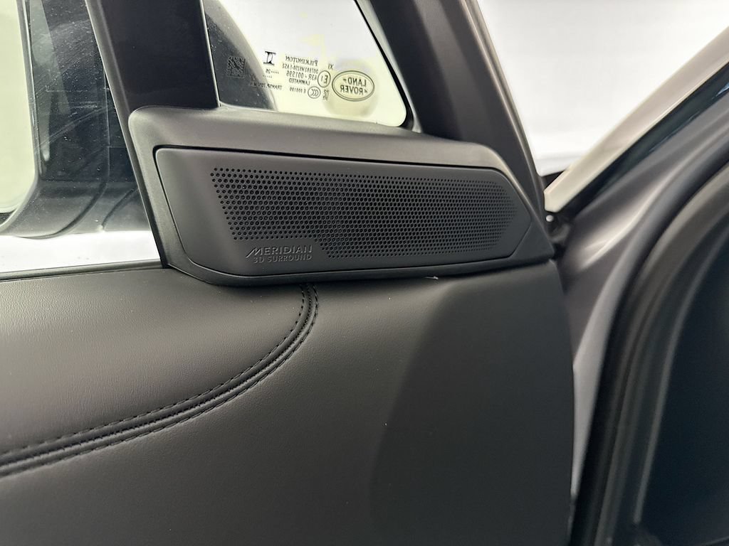 New 2026 Land Rover Range Rover SE AWD/4WD image 19