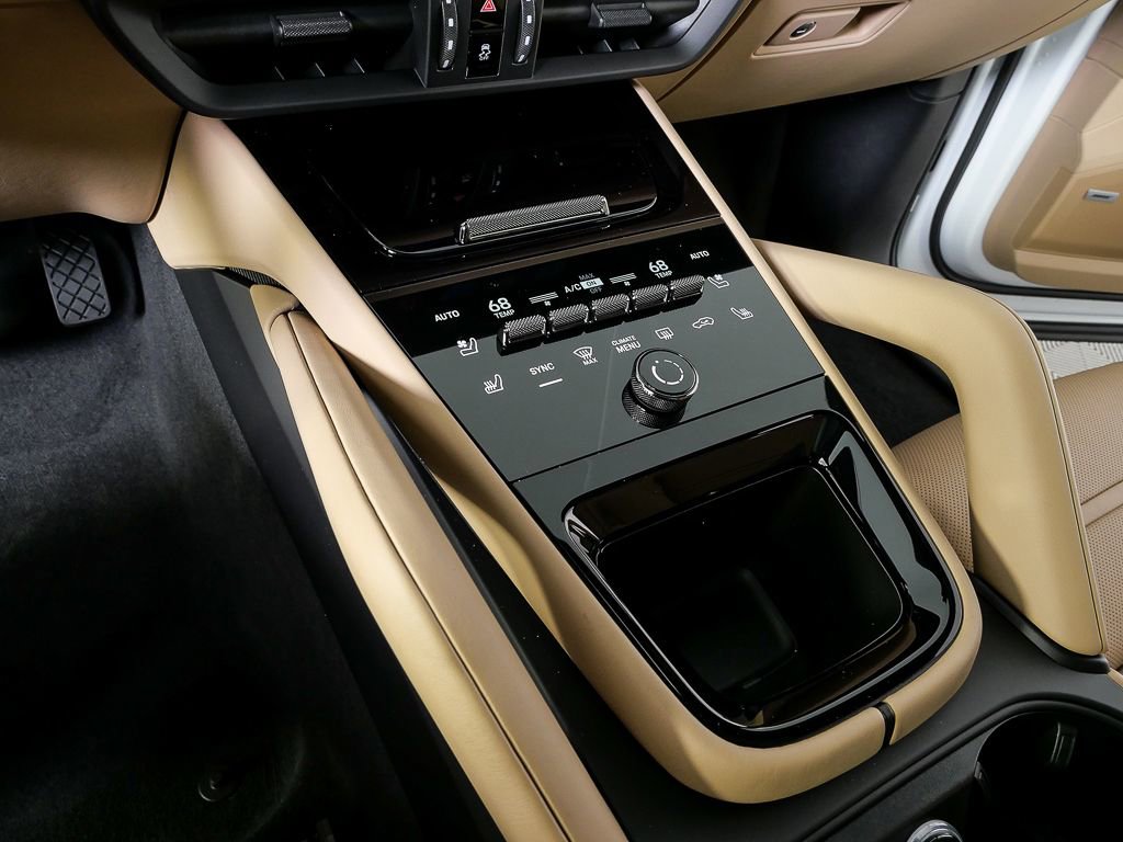 New 2026 Porsche Cayenne image 18