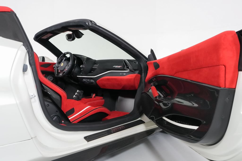 Used 2020 Ferrari 488 Pista Spider RWD image 38