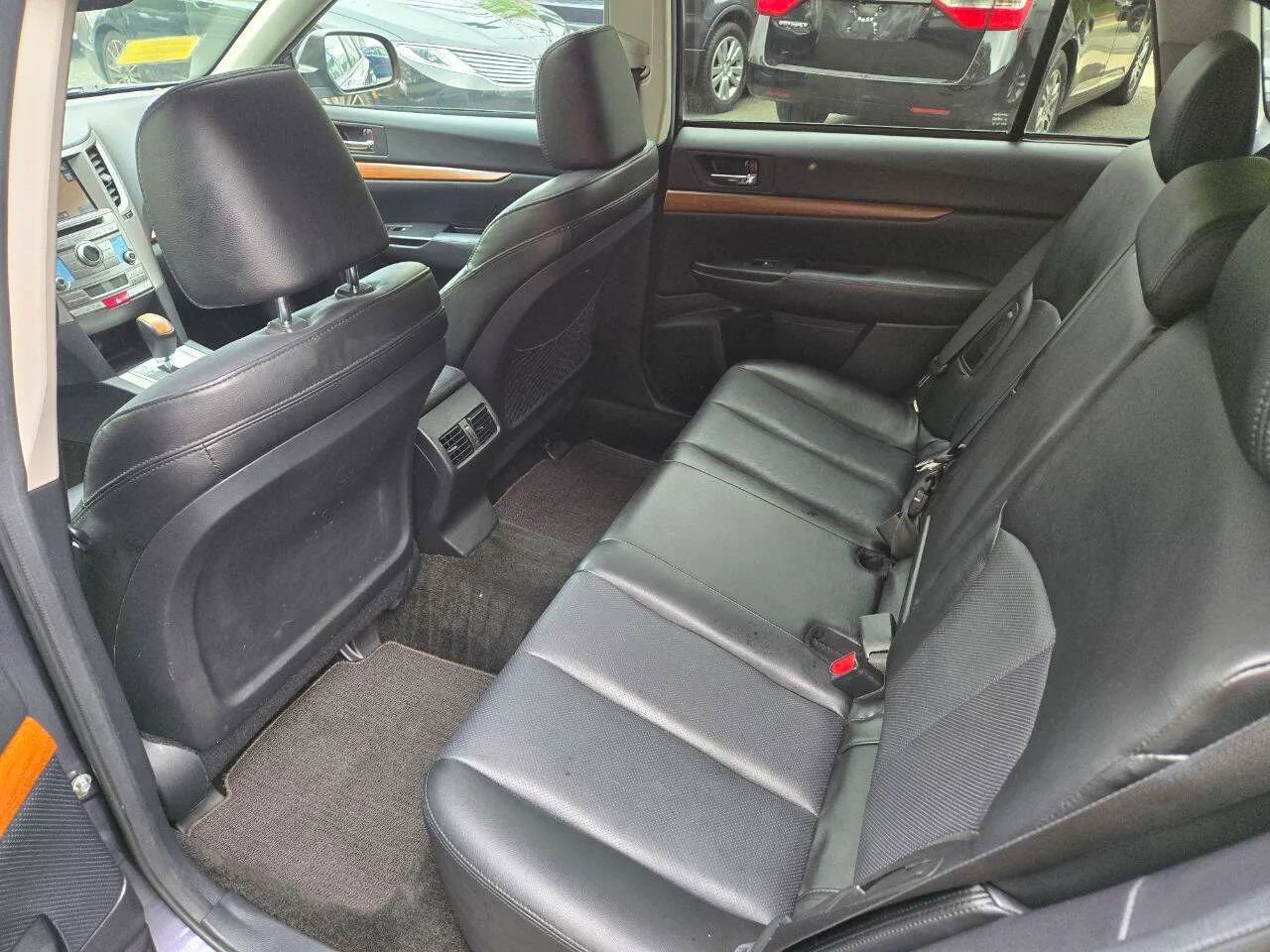 Used 2013 Subaru Outback 2.5i Limited image 40