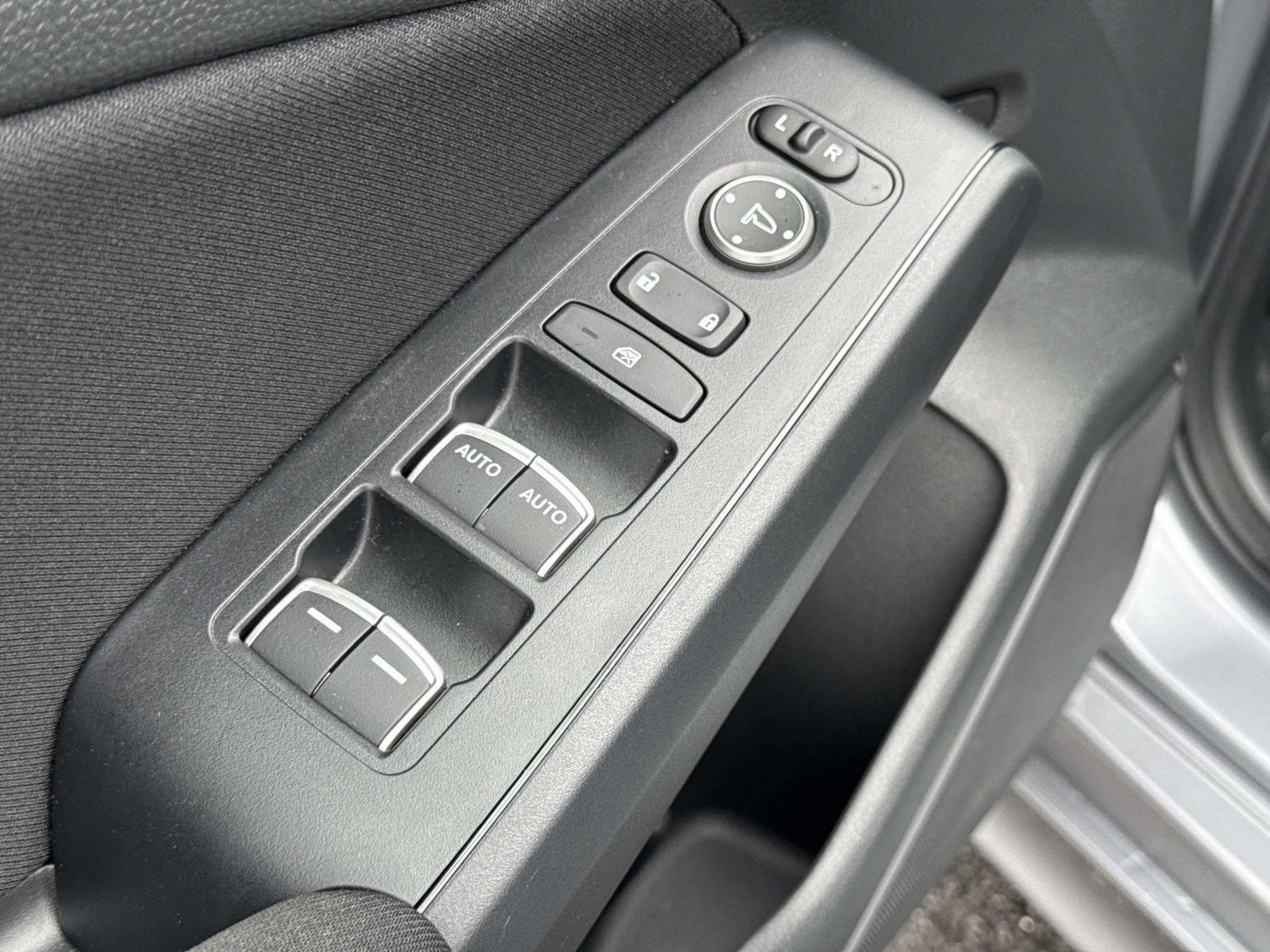 Used 2023 Honda Civic EX image 16