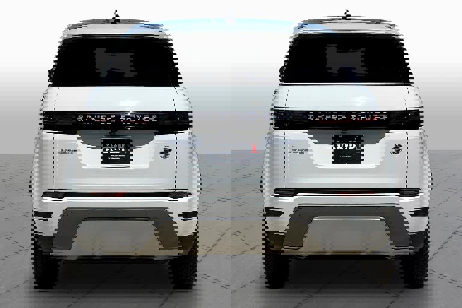 Used 2022 Land Rover Range Rover Evoque S image 5