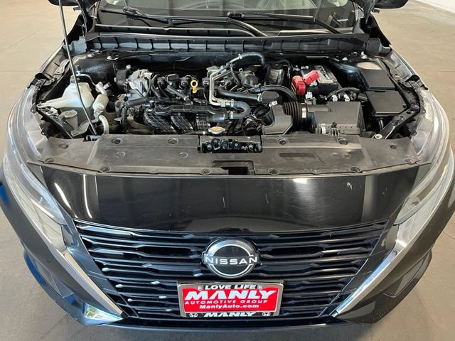 Used 2023 Nissan Altima 2.5 SV FWD image 9