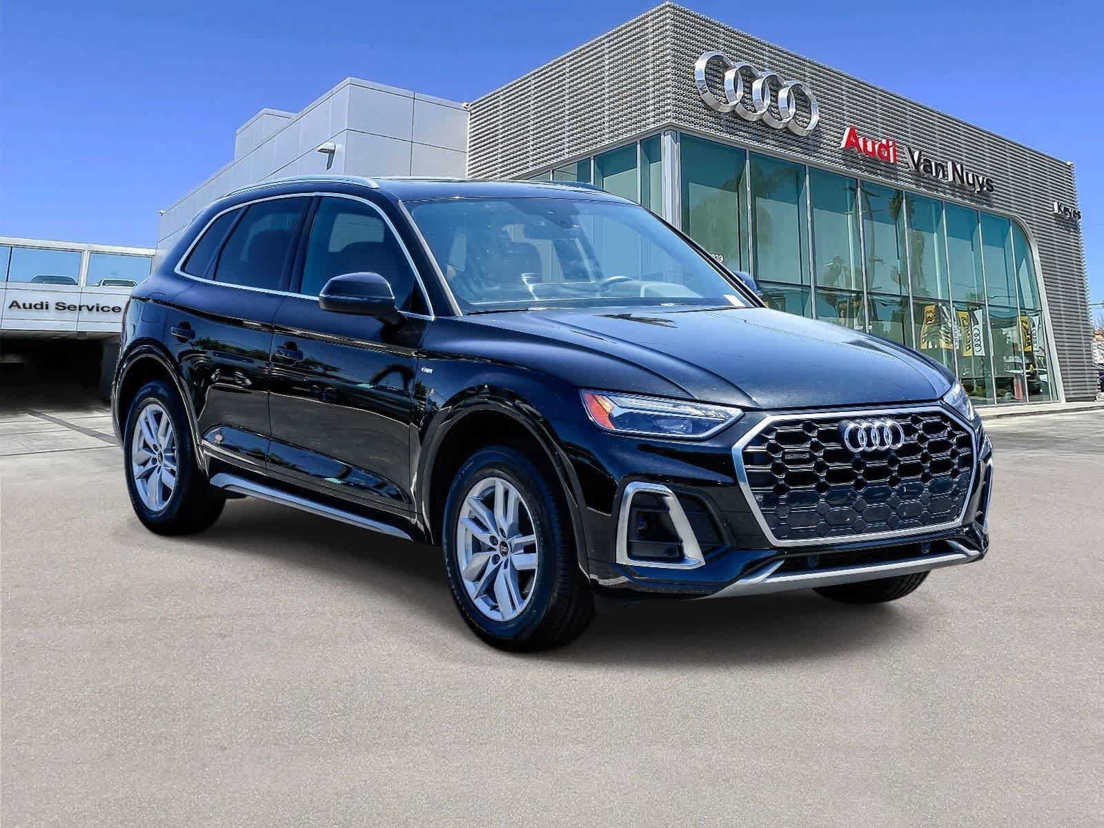 Used 2023 Audi Q5 2.0T Premium w/ Convenience Package AWD/4WD image 5