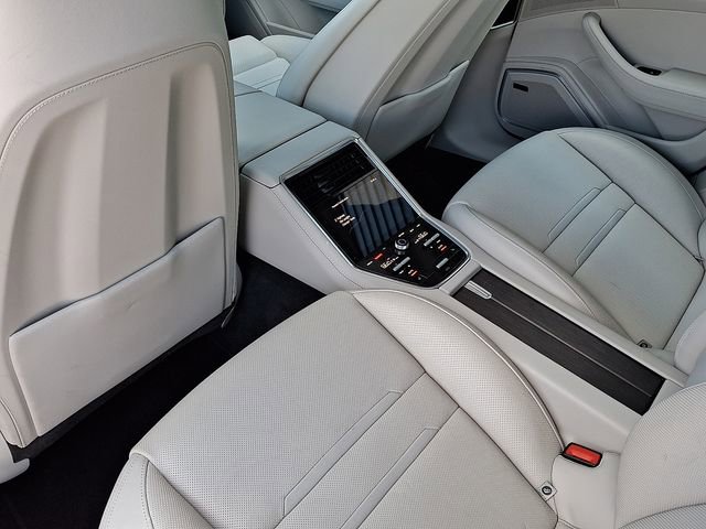 Certified 2023 Porsche Panamera 4 Platinum Edition image 16