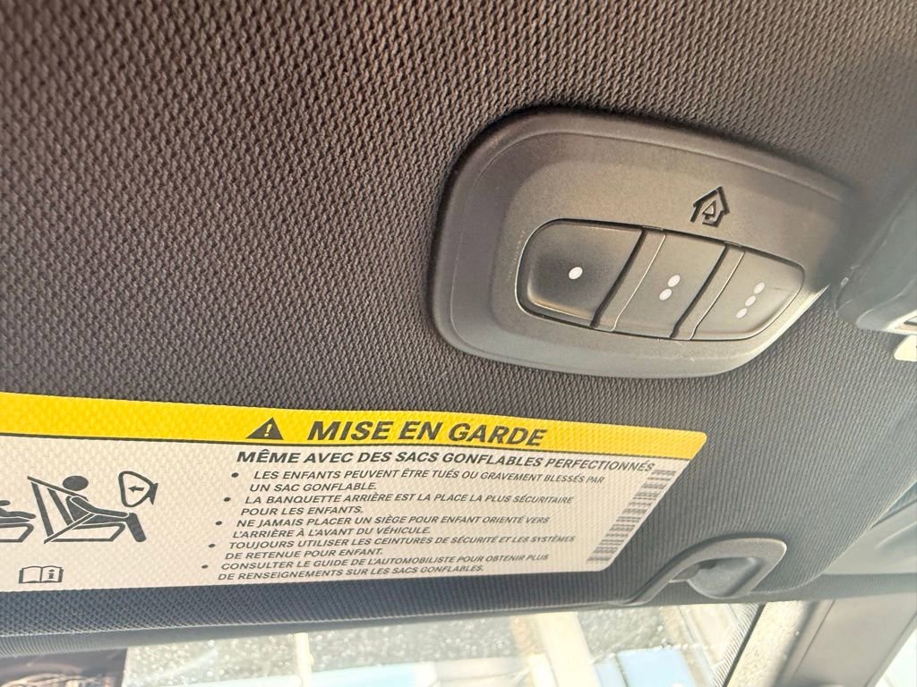 Used 2018 Chrysler Pacifica Touring-L Plus w/ S Appearance Package image 22