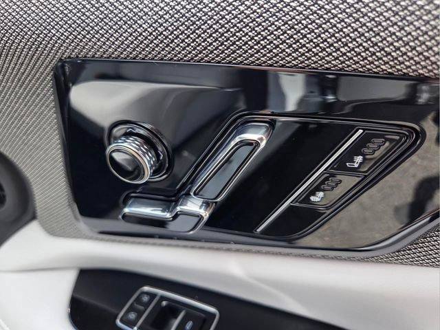 New 2027 Cadillac Optiq Luxury AWD/4WD image 23