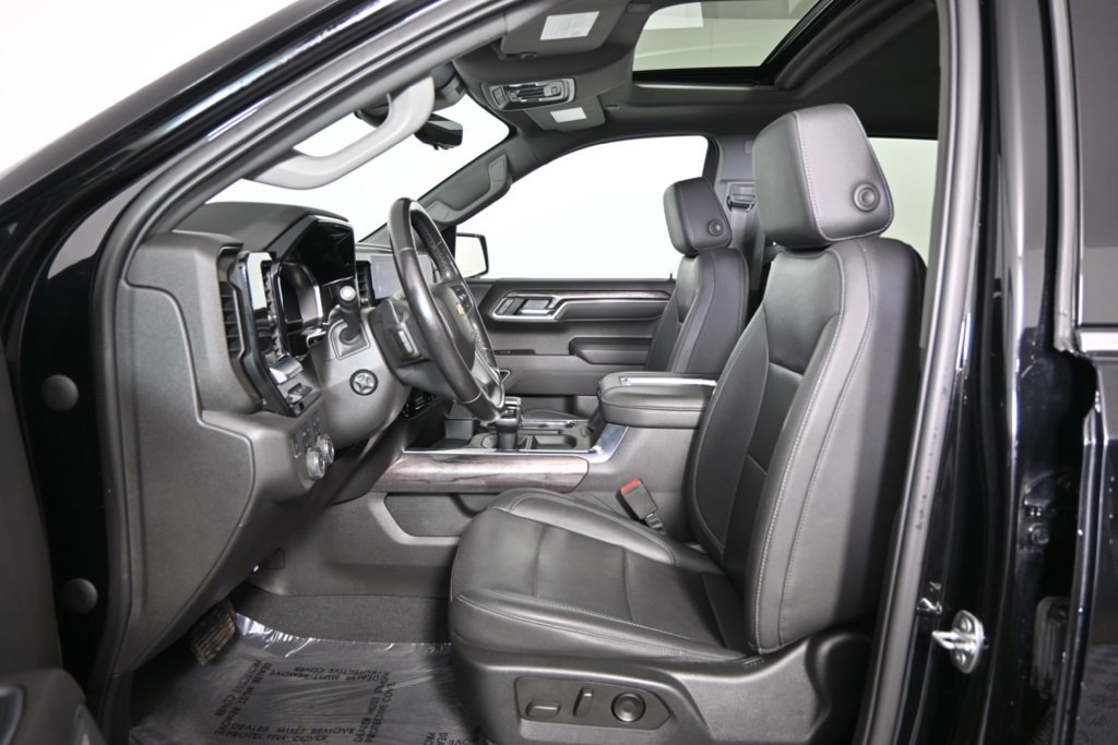 Used 2022 Chevrolet Silverado 1500 LTZ w/ Technology Package image 25