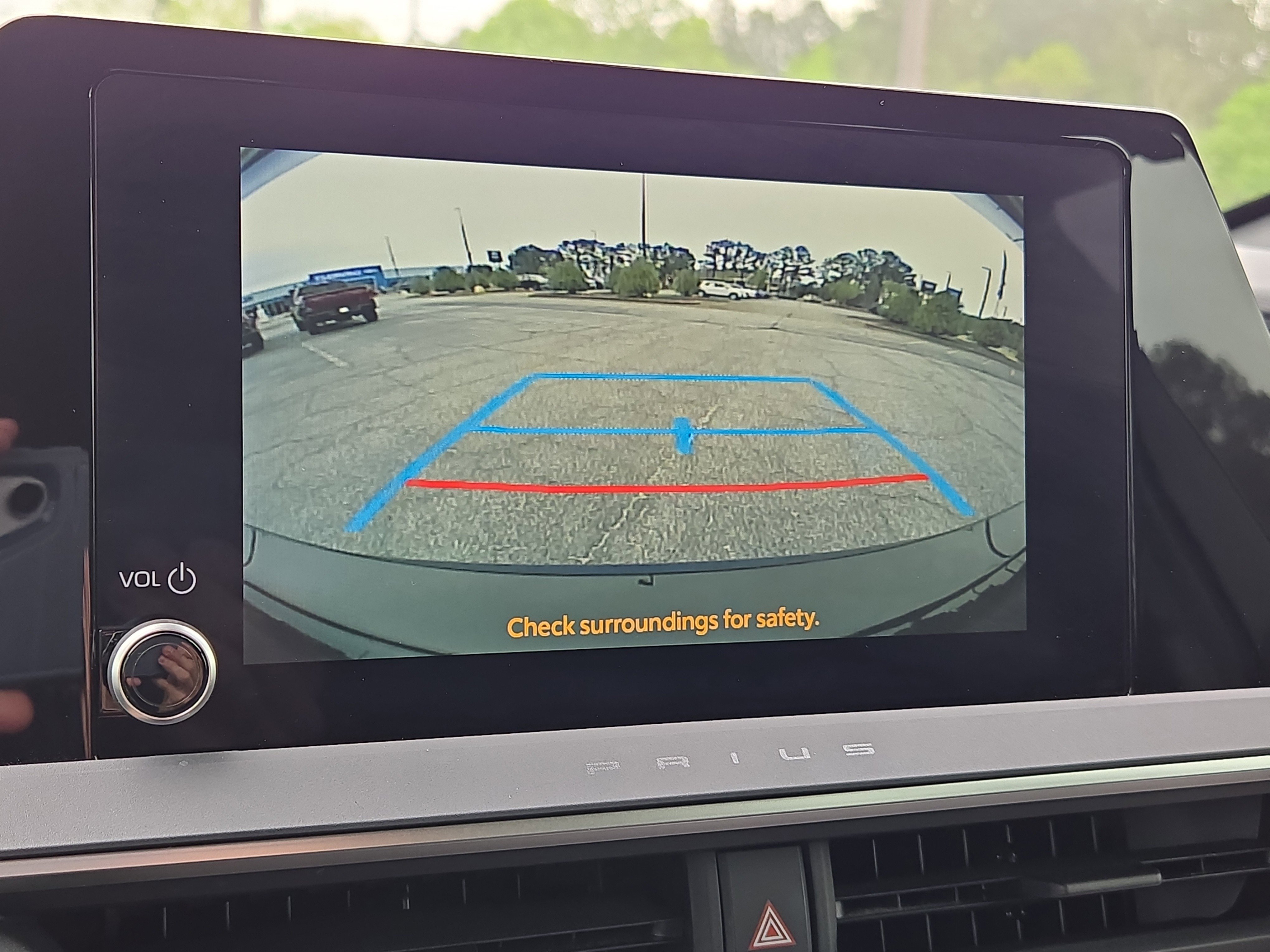 Used 2024 Toyota Prius XLE image 28