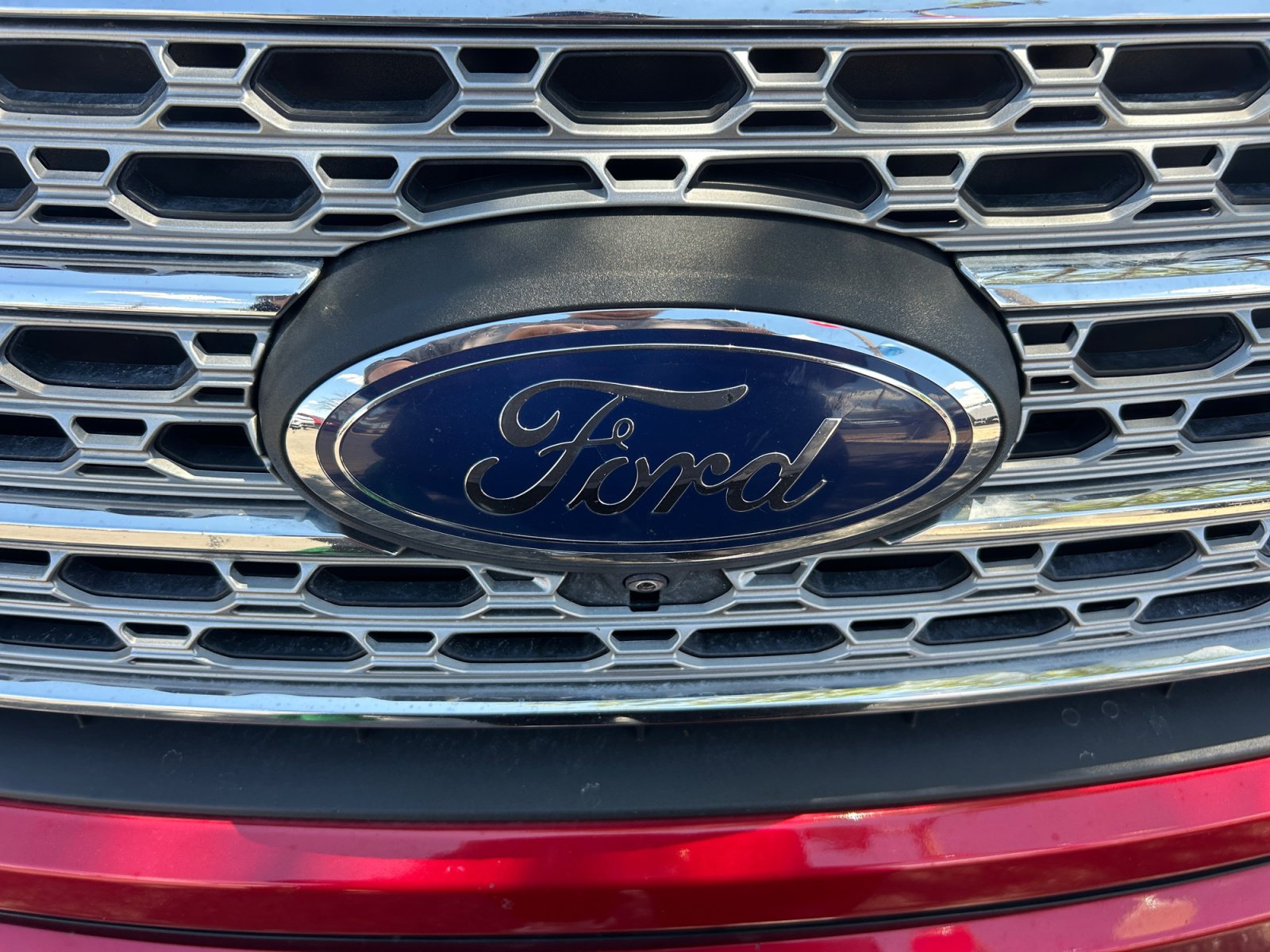 Used 2021 Ford Explorer Limited w/ Equipment Group 301A RWD image 23