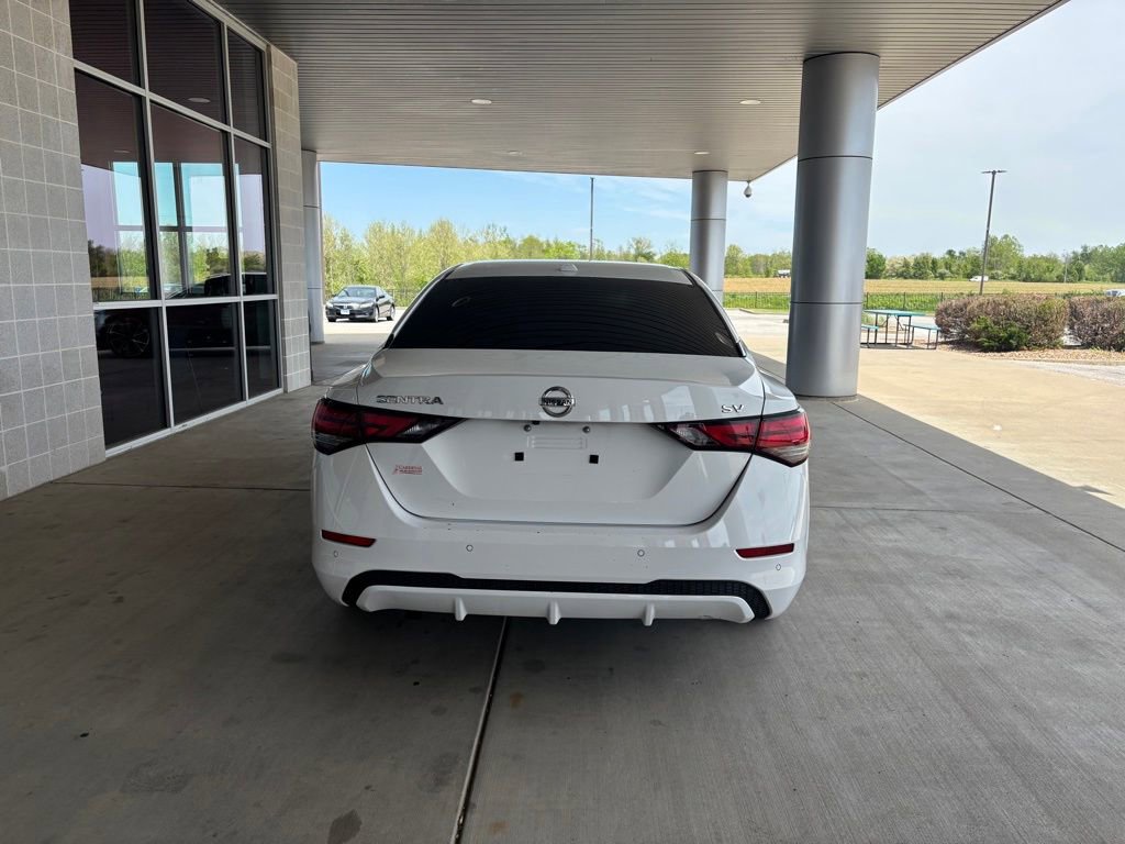 Used 2021 Nissan Sentra SV FWD image 4