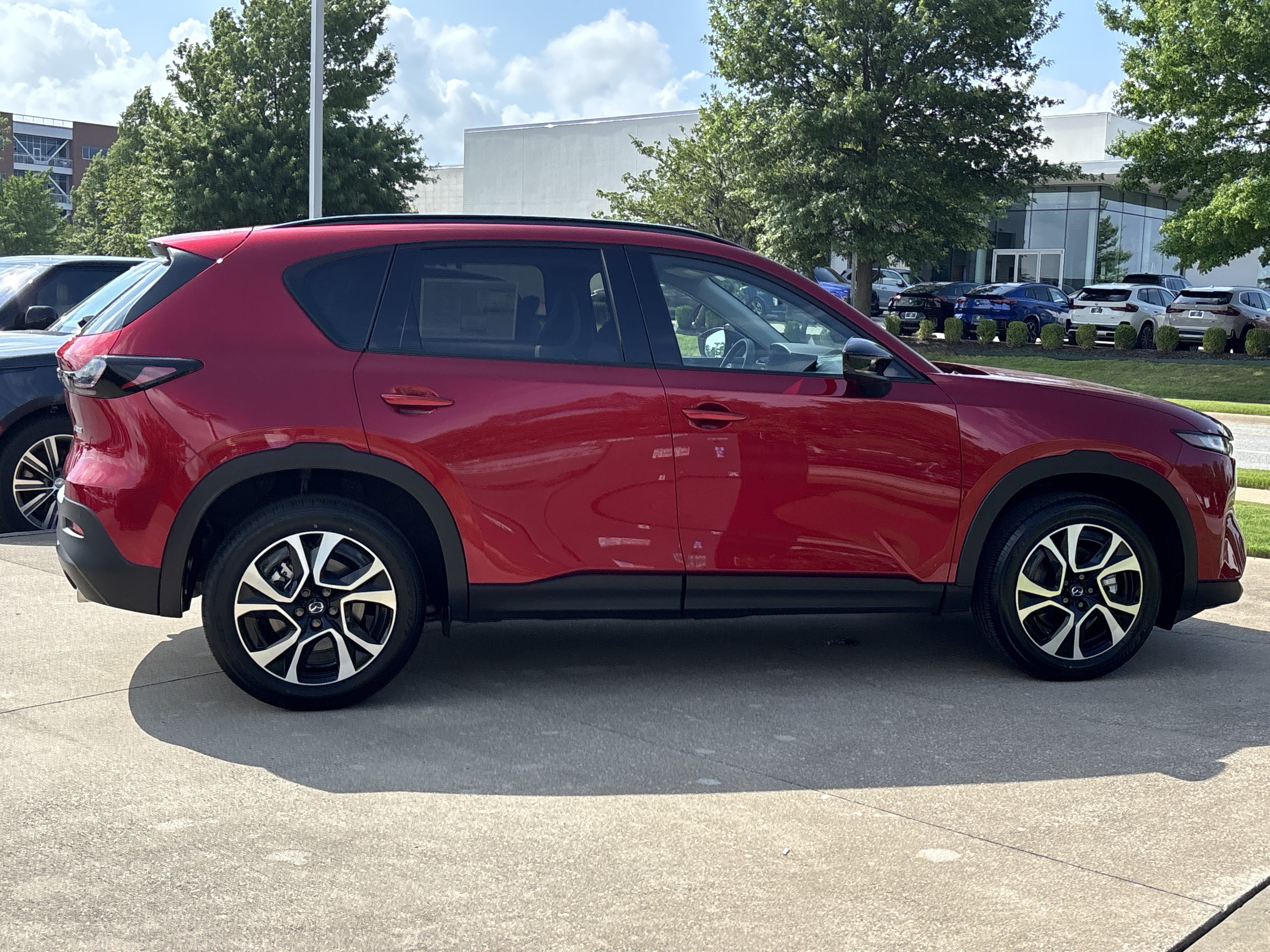 New 2026 MAZDA CX-5 Preferred AWD/4WD image 2