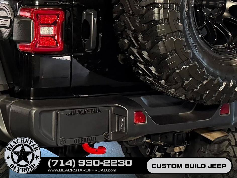 Used 2025 Jeep Wrangler Unlimited Rubicon AWD/4WD image 11