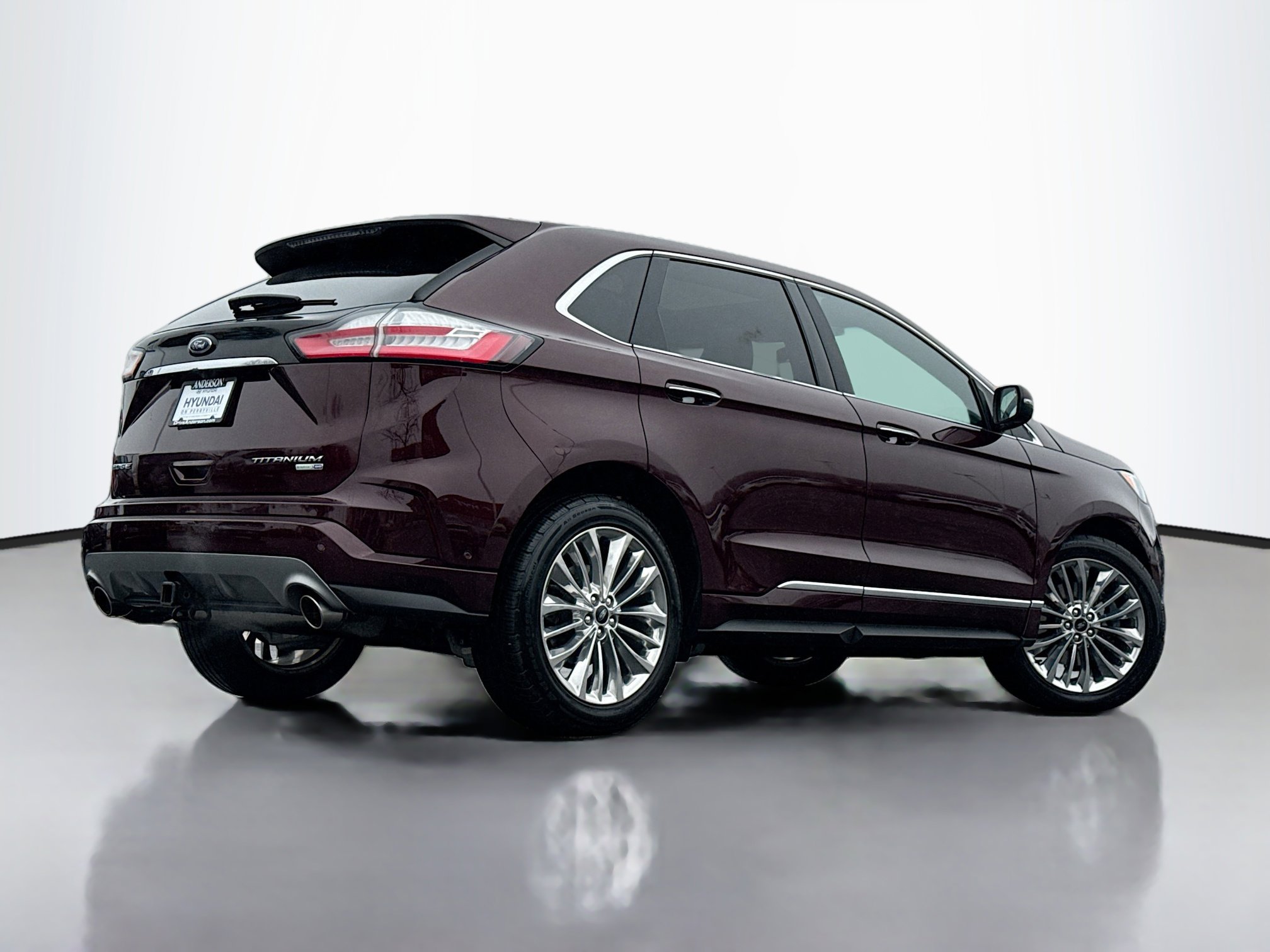 Used 2020 Ford Edge Titanium w/ Equipment Group 301A image 2