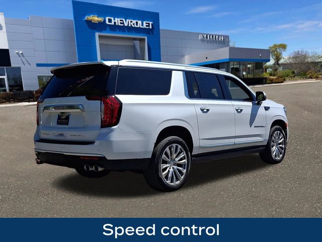 Used 2022 GMC Yukon XL Denali AWD/4WD image 26