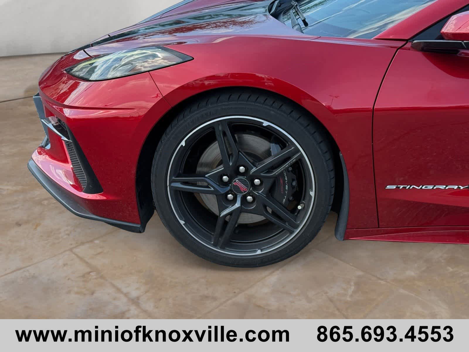 Used 2023 Chevrolet Corvette Stingray Premium Conv w/ Z51 Performance Package RWD image 9