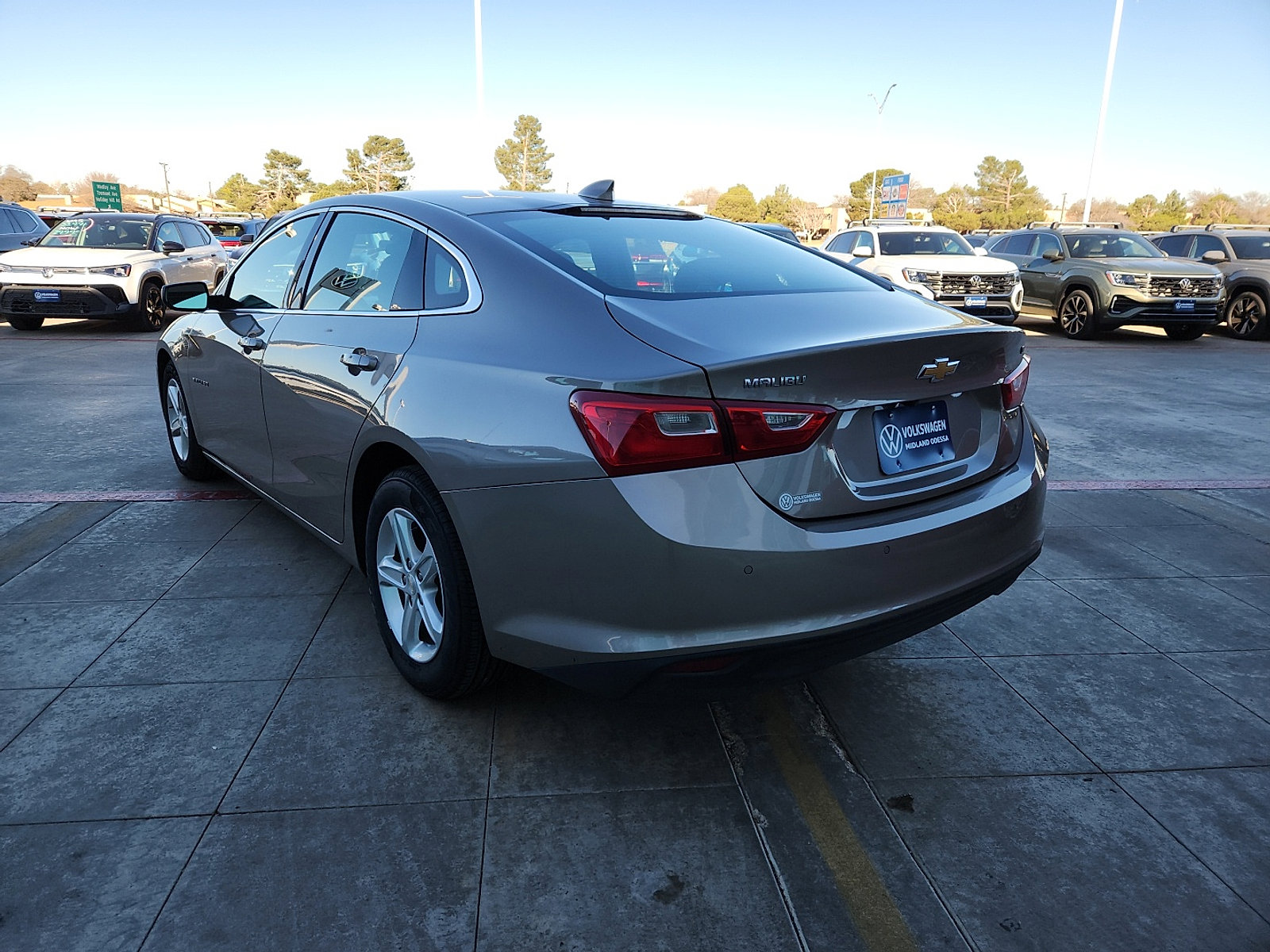 Used 2024 Chevrolet Malibu LT image 5