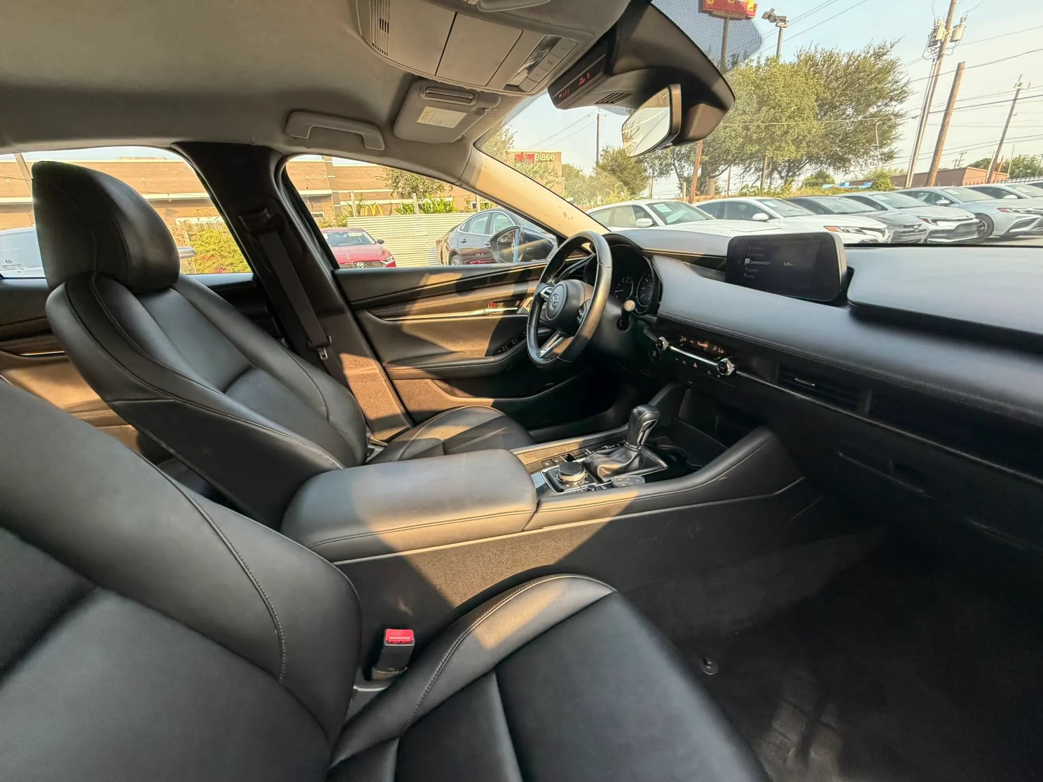 Used 2019 MAZDA MAZDA3 AWD Sedan w/ Preferred Package image 17
