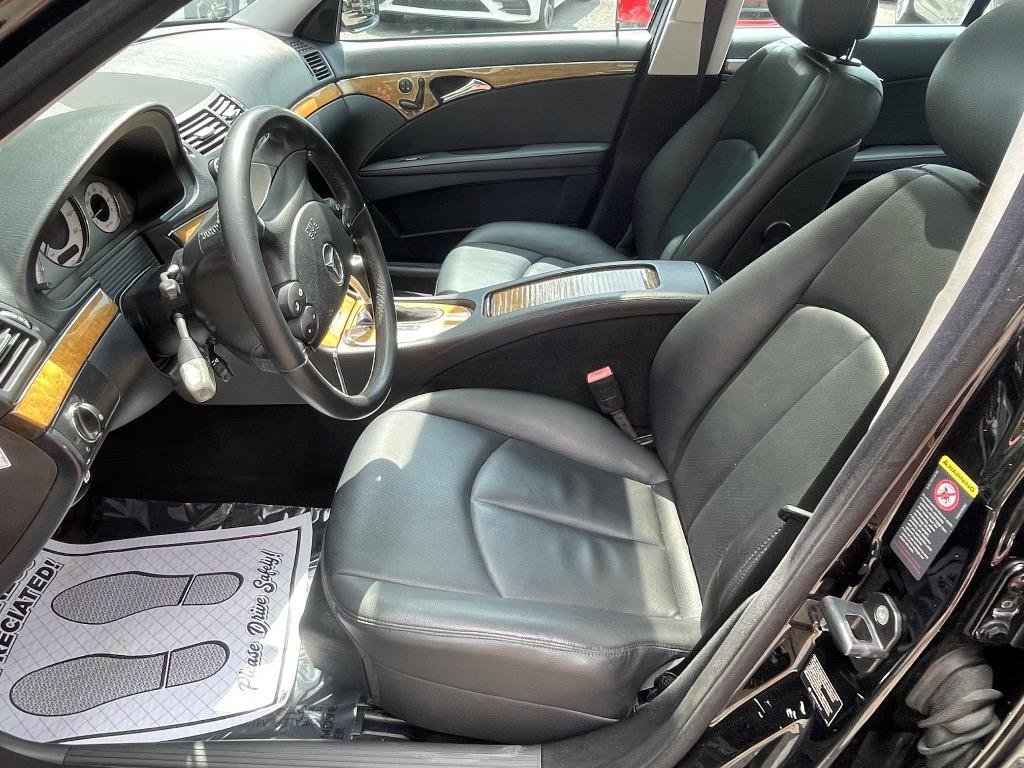 Used 2008 Mercedes-Benz E 350 Sedan image 21