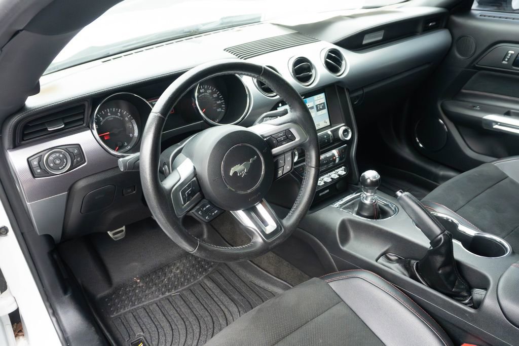 Used 2016 Ford Mustang GT Premium w/ Equipment Group 401A RWD image 3