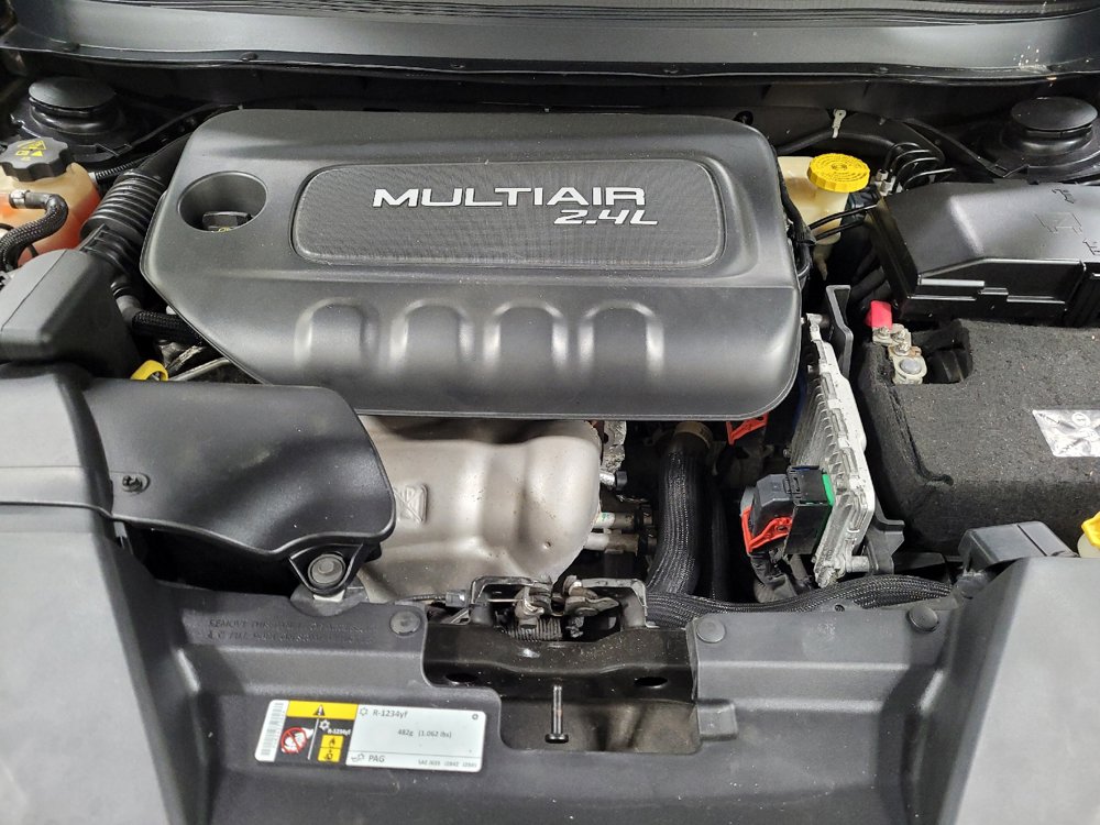 Used 2015 Jeep Cherokee Sport FWD image 30