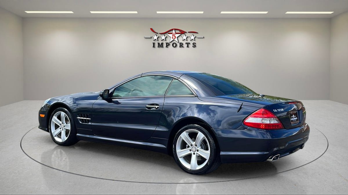 Used 2009 Mercedes-Benz SL 550 w/ Premium I Pkg image 3