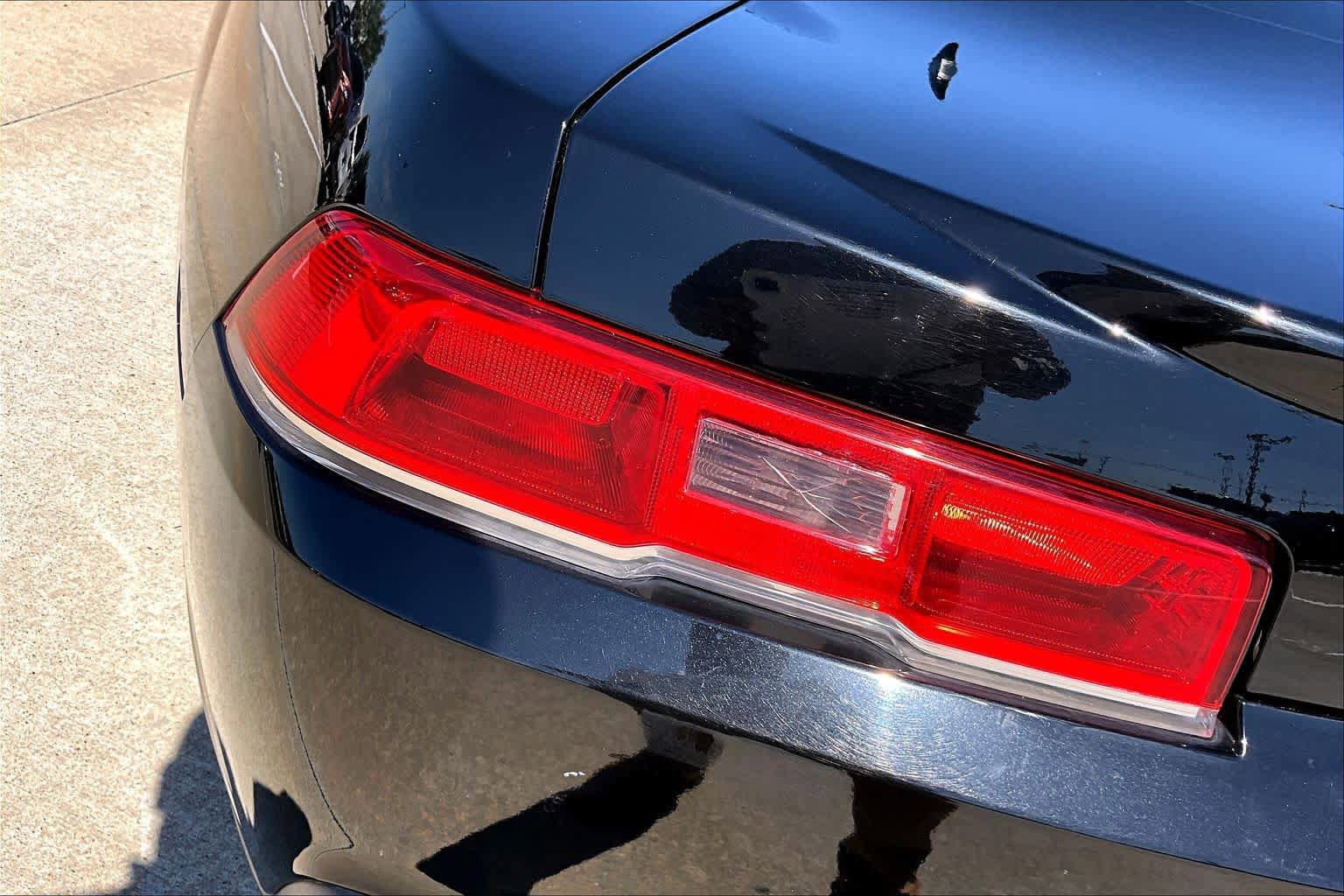 Used 2015 Chevrolet Camaro LS RWD image 27