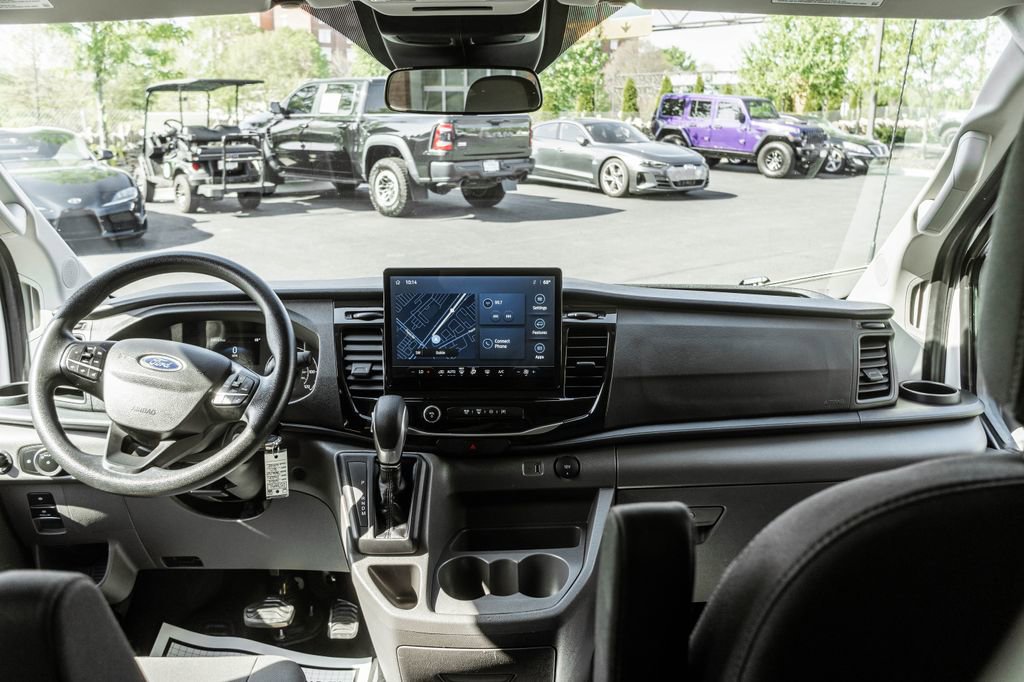 Used 2024 Ford Transit 350 XLT RWD image 7