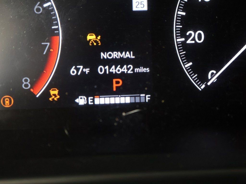 Used 2025 Honda HR-V EX-L image 38