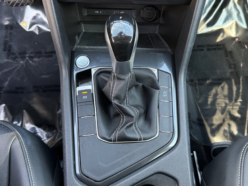Used 2023 Volkswagen Tiguan SE FWD image 19