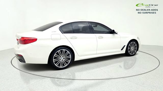 Used 2018 BMW 530e w/ M Sport Package 2 RWD image 9