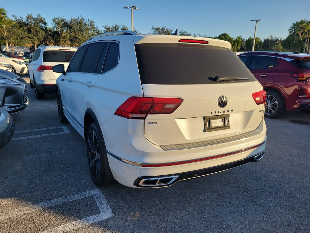 Used 2022 Volkswagen Tiguan SEL R-Line image 9