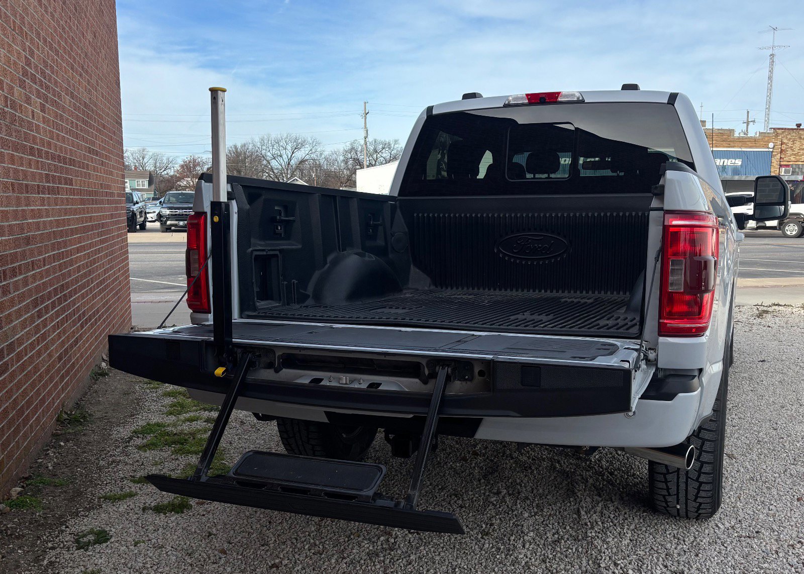 Certified 2022 Ford F150 XLT w/ Equipment Group 302A High image 6