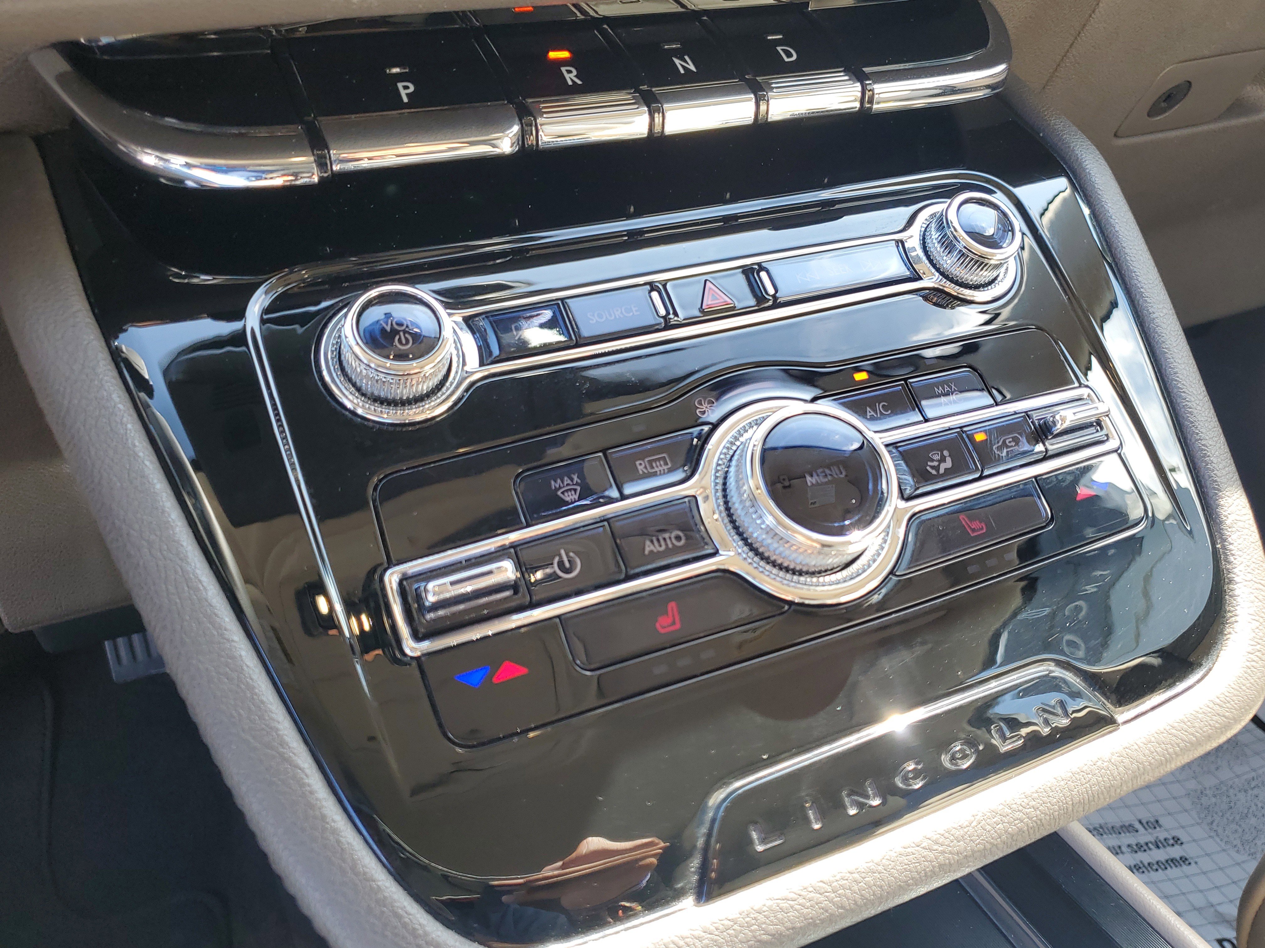 Used 2022 Lincoln Corsair FWD image 23