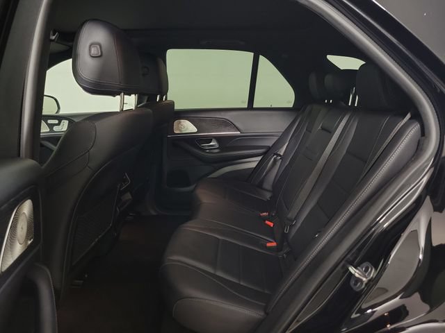 Used 2025 Mercedes-Benz GLE 350 4MATIC w/ AMG Line Exterior image 15