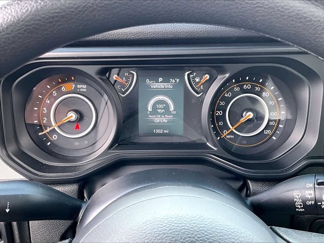 Used 2025 Jeep Wrangler Sport AWD/4WD image 24