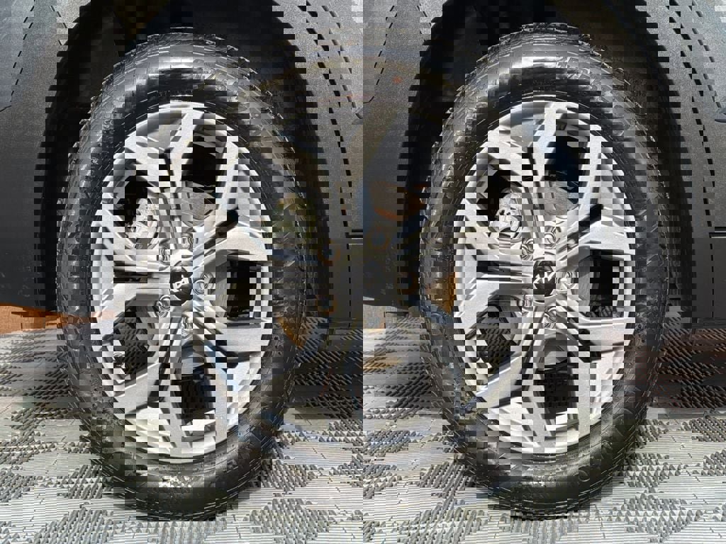 Used 2024 Kia Seltos S image 27